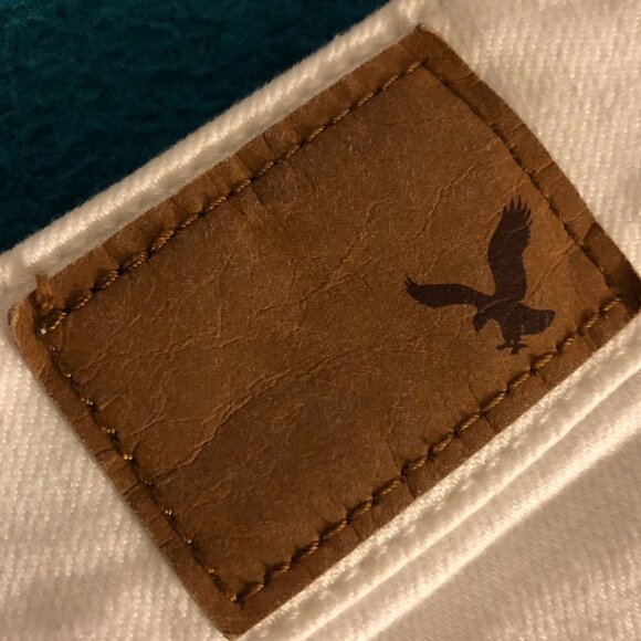 American Eagle Distressed Jeans - Picture 7 of 7